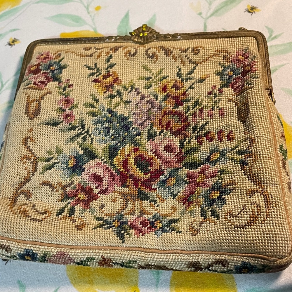 Floral Embroidered Clutch